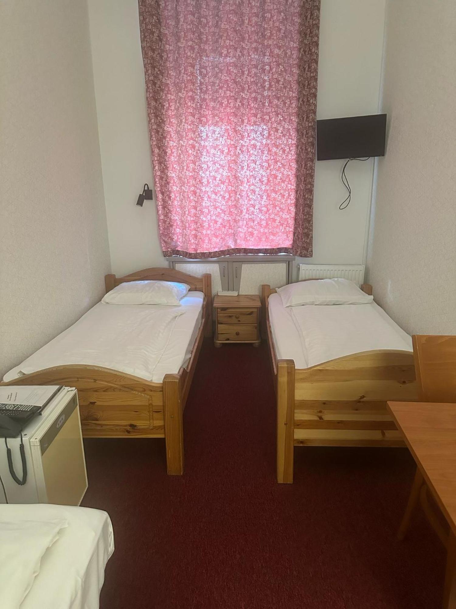 Hotel Pension Walzerstadt Wiedeń Zewnętrze zdjęcie