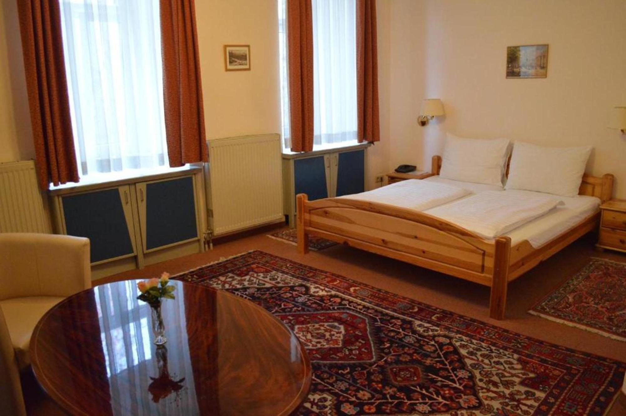 Hotel Pension Walzerstadt Wiedeń Zewnętrze zdjęcie