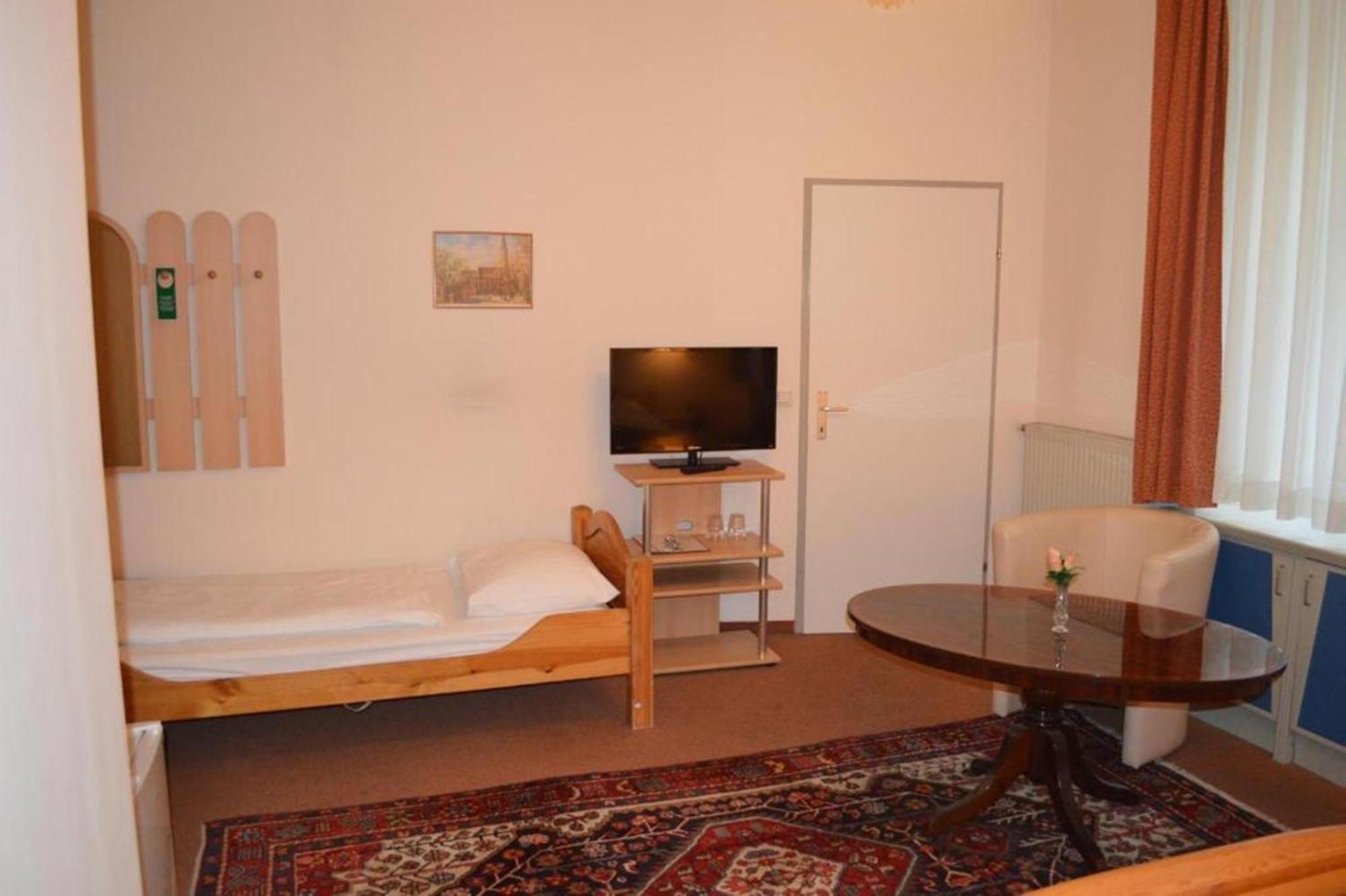 Hotel Pension Walzerstadt Wiedeń Pokój zdjęcie