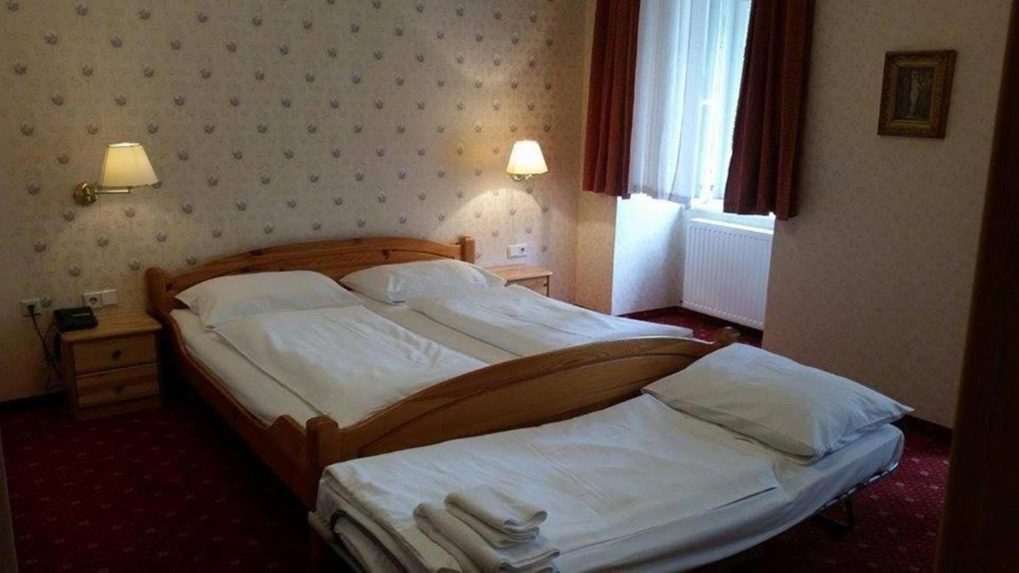 Hotel Pension Walzerstadt Wiedeń Zewnętrze zdjęcie